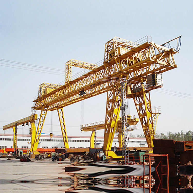 Portable gantry crane